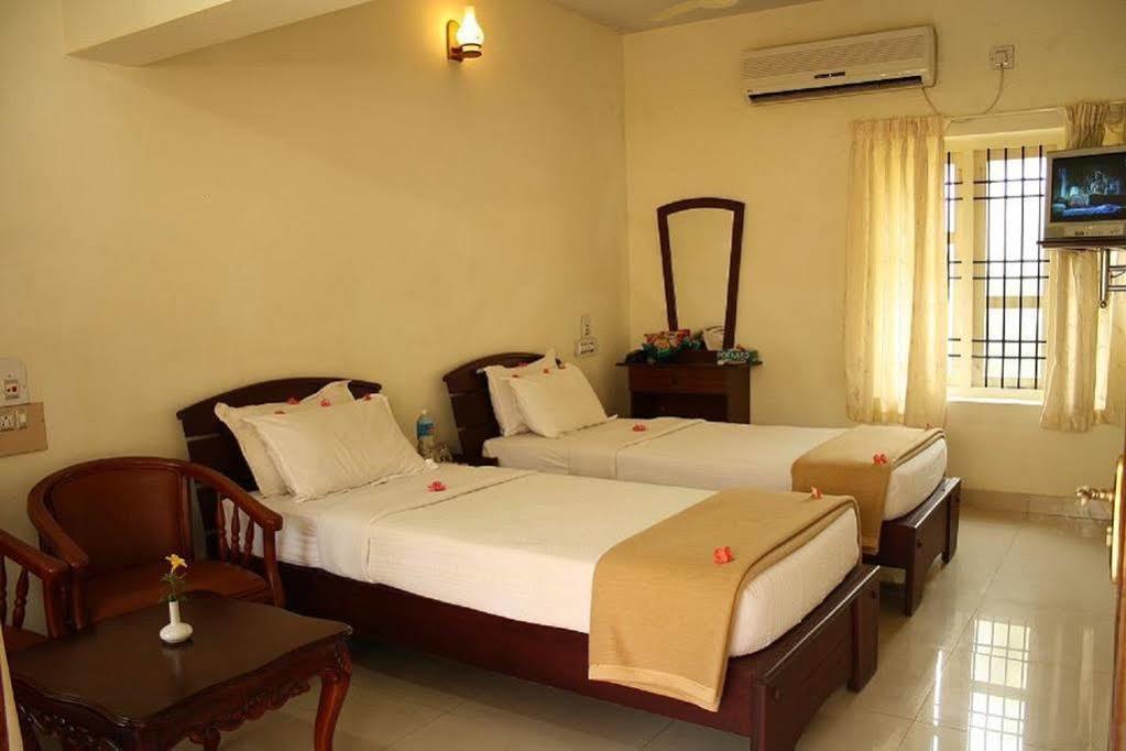 View Heights Resort Kovalam Exterior photo