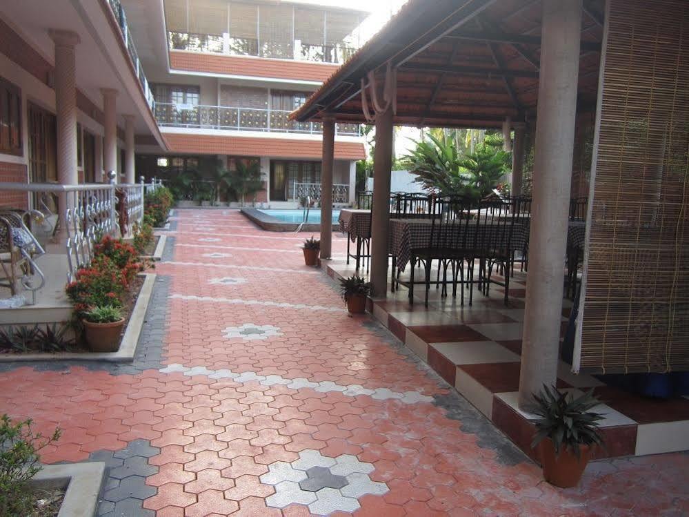 View Heights Resort Kovalam Exterior photo